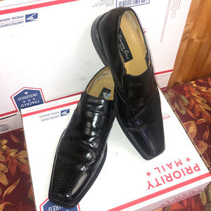 Black Slip on Dress Shoes By Kenneth Cole New York